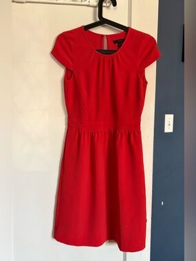 J crew excellent condition crepe Red Cap sleeve Dress size 00
